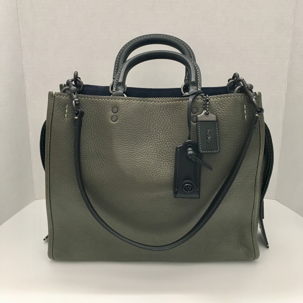 ❌SOLD❌ Gently Used Rogue Coach Purse
